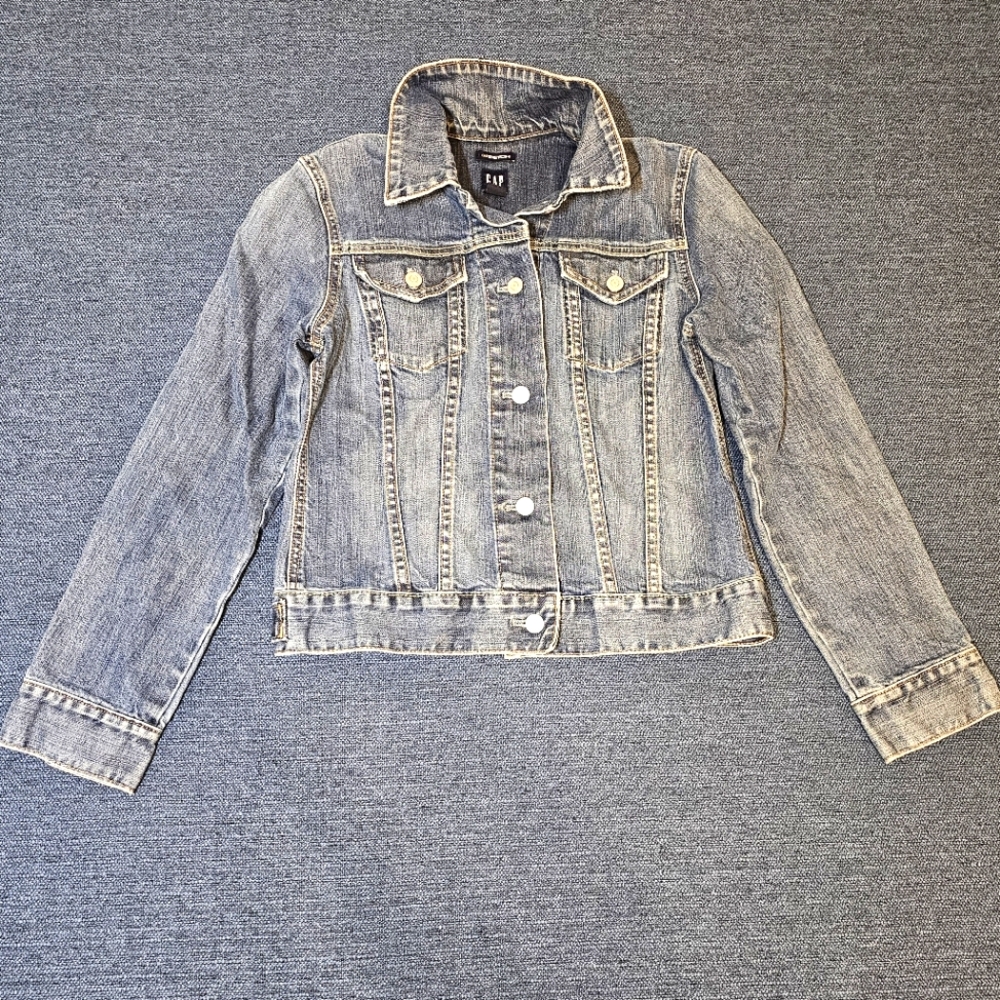 GAP Denim/Jean Jacket. Size S